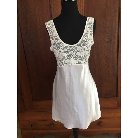 Victoria's Secret Vintage Cream Lingerie Dress White/Cream - M - Picture 2 of 6